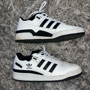 Adidas Forum Low Shoes